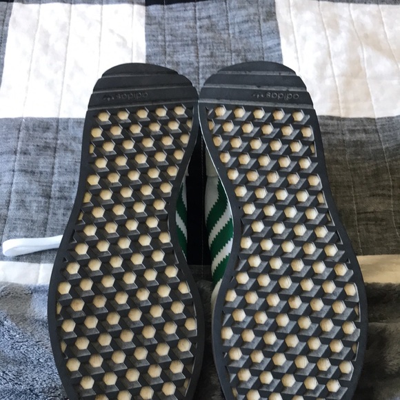 Adidas - Picture 4 of 4